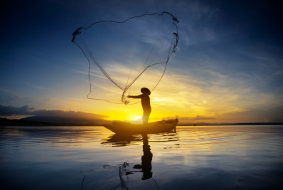 MP abre crédito extra de R$ 938,5 milhões para auxílio pescadores e emergência climática