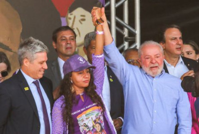 Lula cria pacto nacional de prevenção a feminicídios  