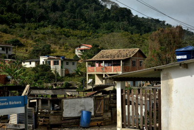 Moradores do Núcleo Santa Bárbara ganham nova rede de água em Volta Redonda