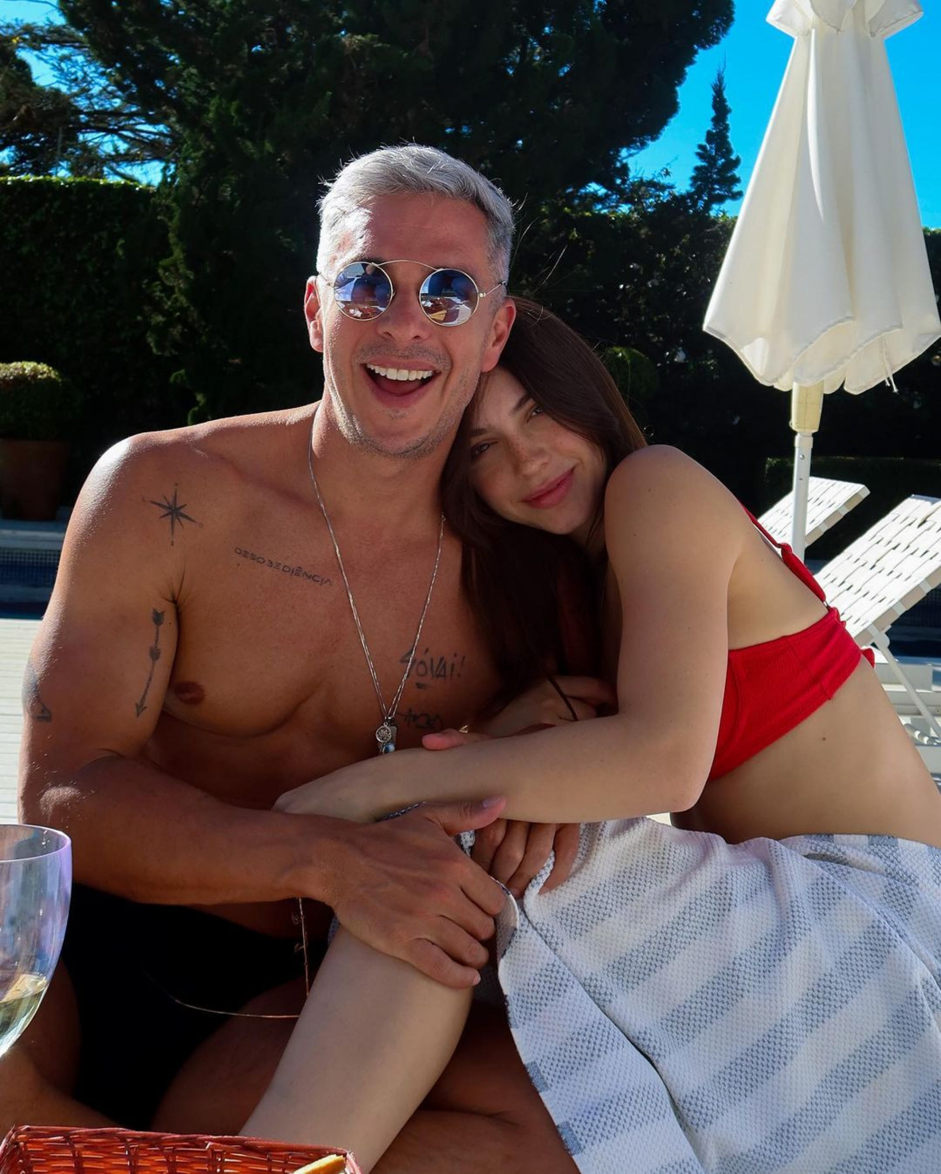 Aos 46 anos, Ivan Moré namora Giovanna Lemos, que tem 23 - Reprodução Internet