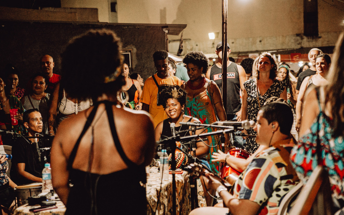 Moça Prosa é um dos grupos formados só por mulheres