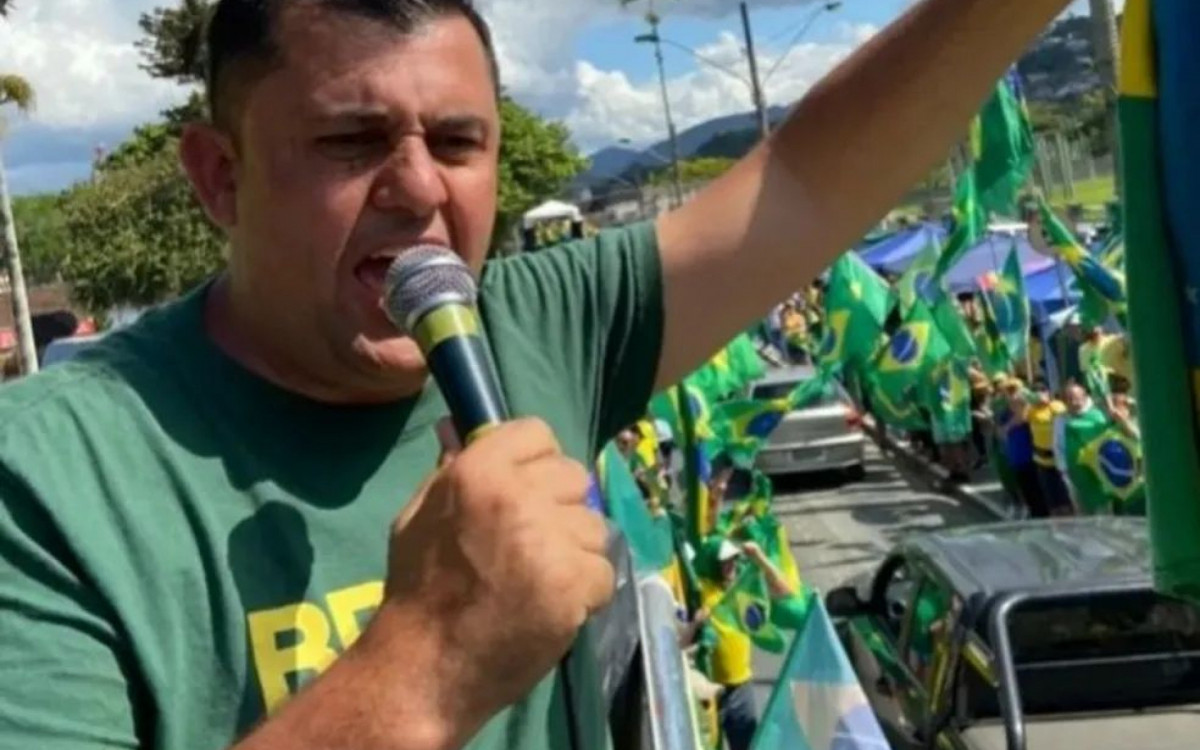 Pastor em um dos eventos organizados pelos bolsonaristas contra o resultado das eleições - Reprodução: redes sociais