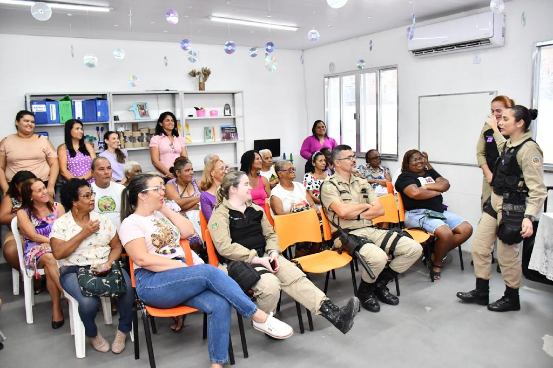 Na palestra do CRAS do Recantus foram abordados os cinco tipos de viol&ecirc;ncia contra a mulher - Jeovani Campos / PMBR