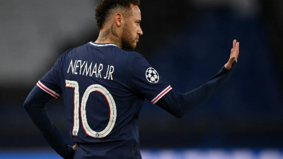 Novo reforço do PSG, ex-Barcelona herdará a camisa 10 de Neymar