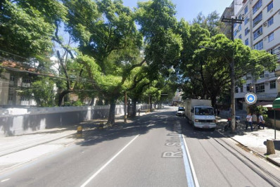 Mulher morre após ser atropelada por ônibus na Zona Norte