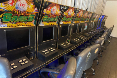 Operação contra jogo de azar em Rio das Ostras apreende 18 máquinas caça-níqueis