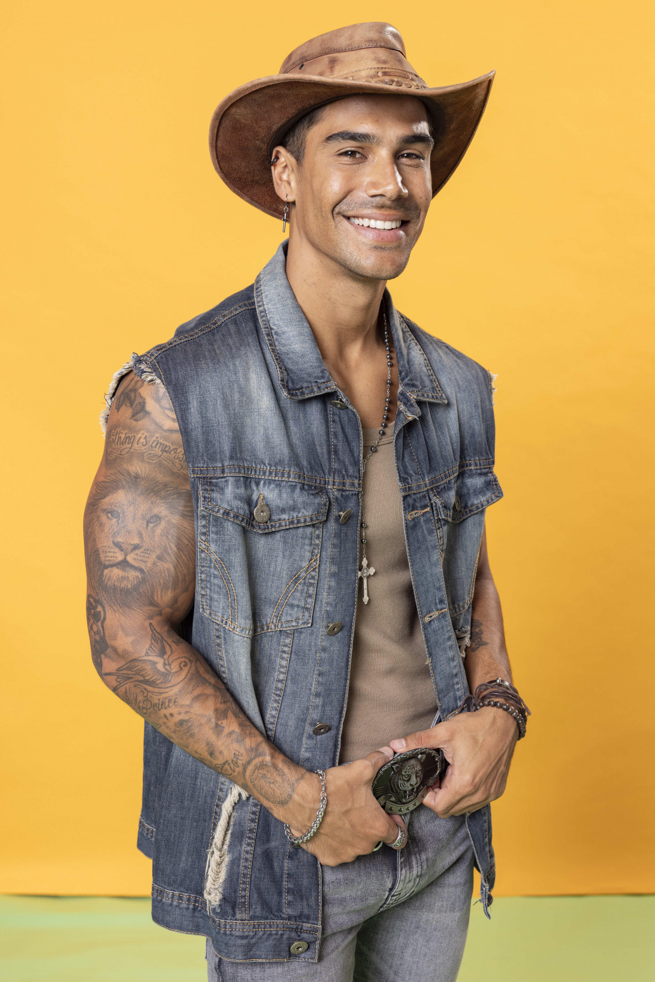 Em 'Fuzuê', Jefinho se anima com repercussão de hit com Luna; Micael Borges  revela como compôs a música para a novela