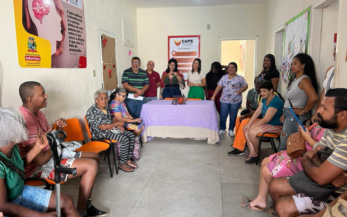 A Secretaria Municipal de Saúde mobilizou uma equipe para a vacinação nos dois CAPs