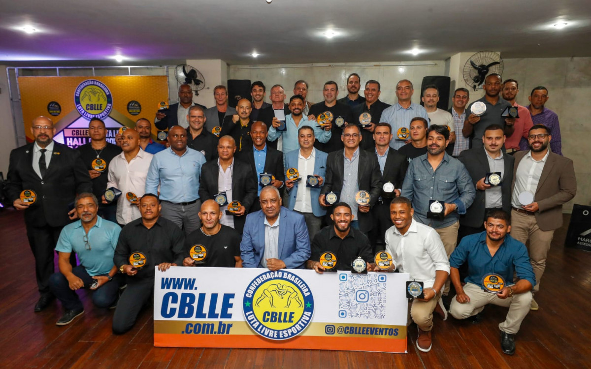 Cerimônia da CBLLE reuniu lendas da Luta Livre Esportiva