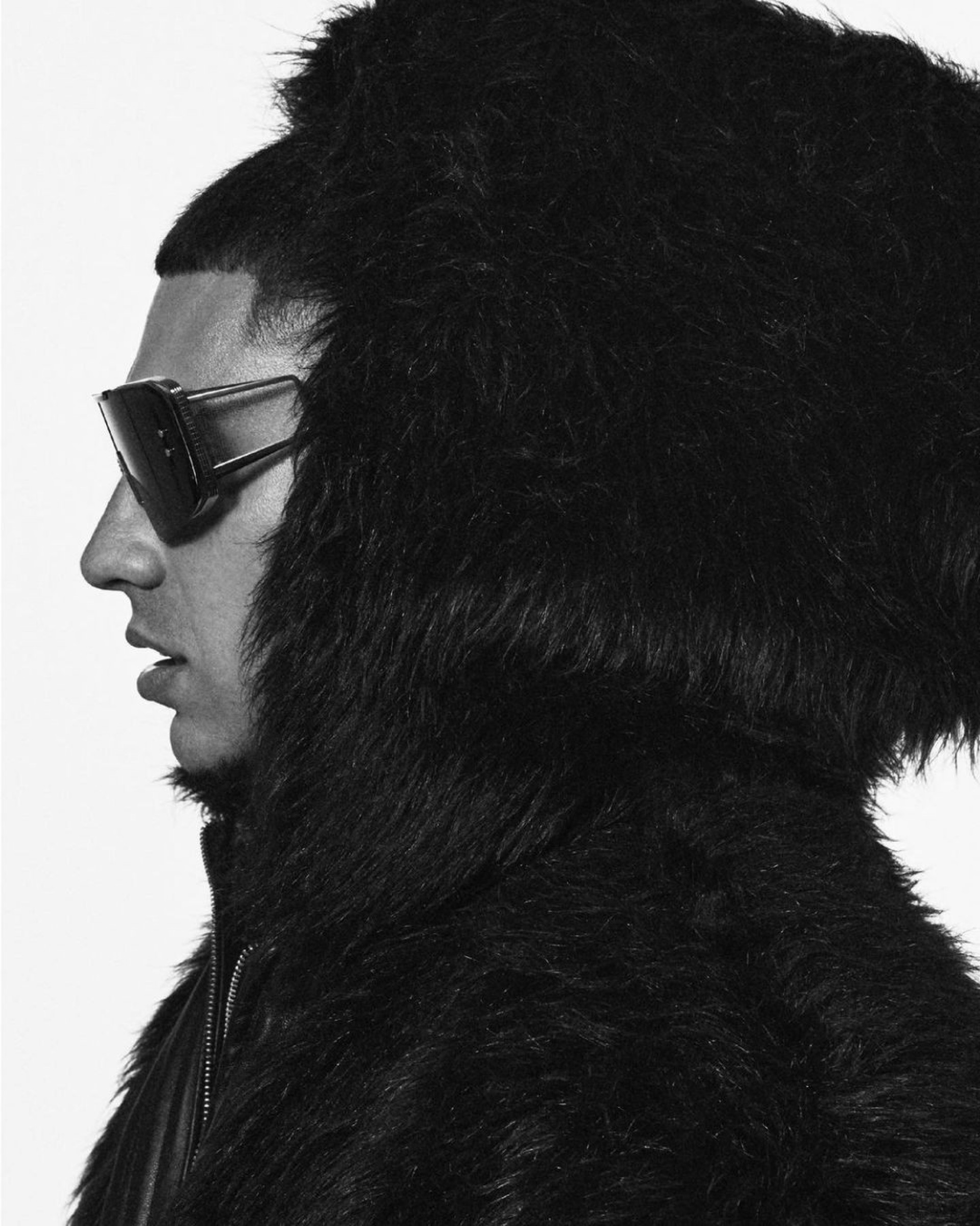 Filipe Ret impressiona com ensaio de fotos descontruído - Reprodução/Harper's Bazaar/Gilberto Jr.