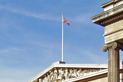 Museu Britânico demite funcionário após roubo de peças preciosas 