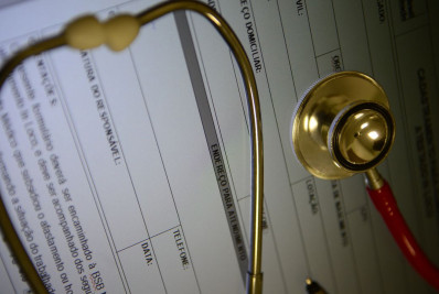 Justiça condena operadora de saúde por diagnóstico errado e quimio desnecessária em mulher