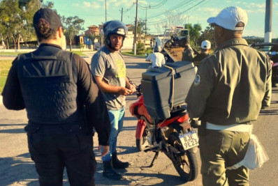 Ação conjunta entre Mobilidade Urbana e 32º BPM resulta em autuações e recolhimento de veículos