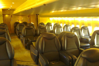 Votação de projeto que proíbe cobrança por escolha de assento em aviões é adiada