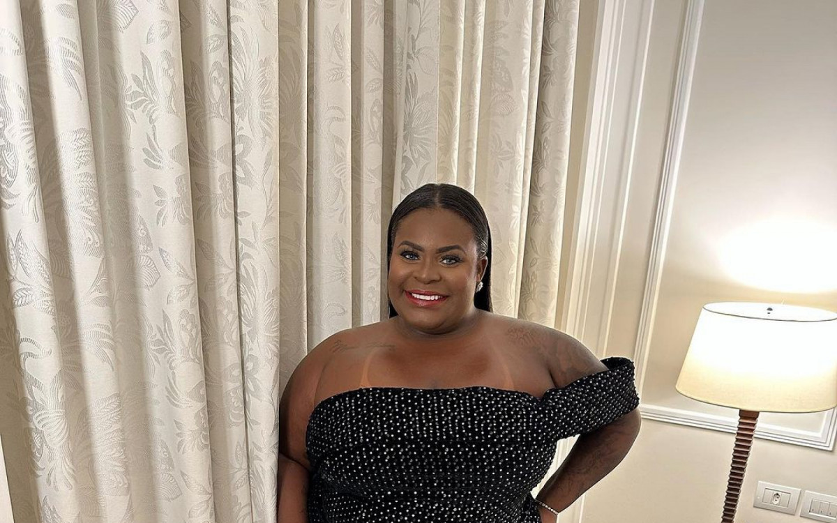 A influenciadora Jojo Todynho presenteou, nesta ter&ccedil;a-feira (23), o namorado Renato Santiago com um carro de luxo