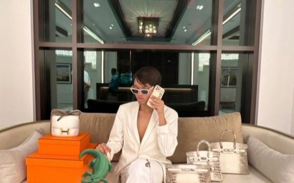 Influenciador acusado de se passar por filho de sheik e aplicar golpes se pronuncia