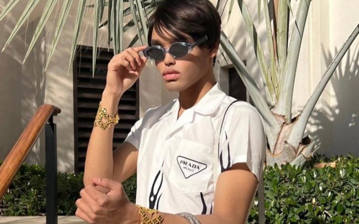 Influenciador acusado de se passar por filho de sheik e aplicar golpes se pronuncia