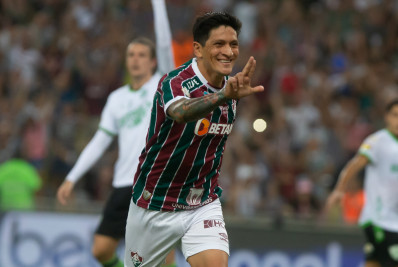 Fluminense sai atrás no segundo tempo, mas vira com tranquilidade e bate o América-MG no Maracanã