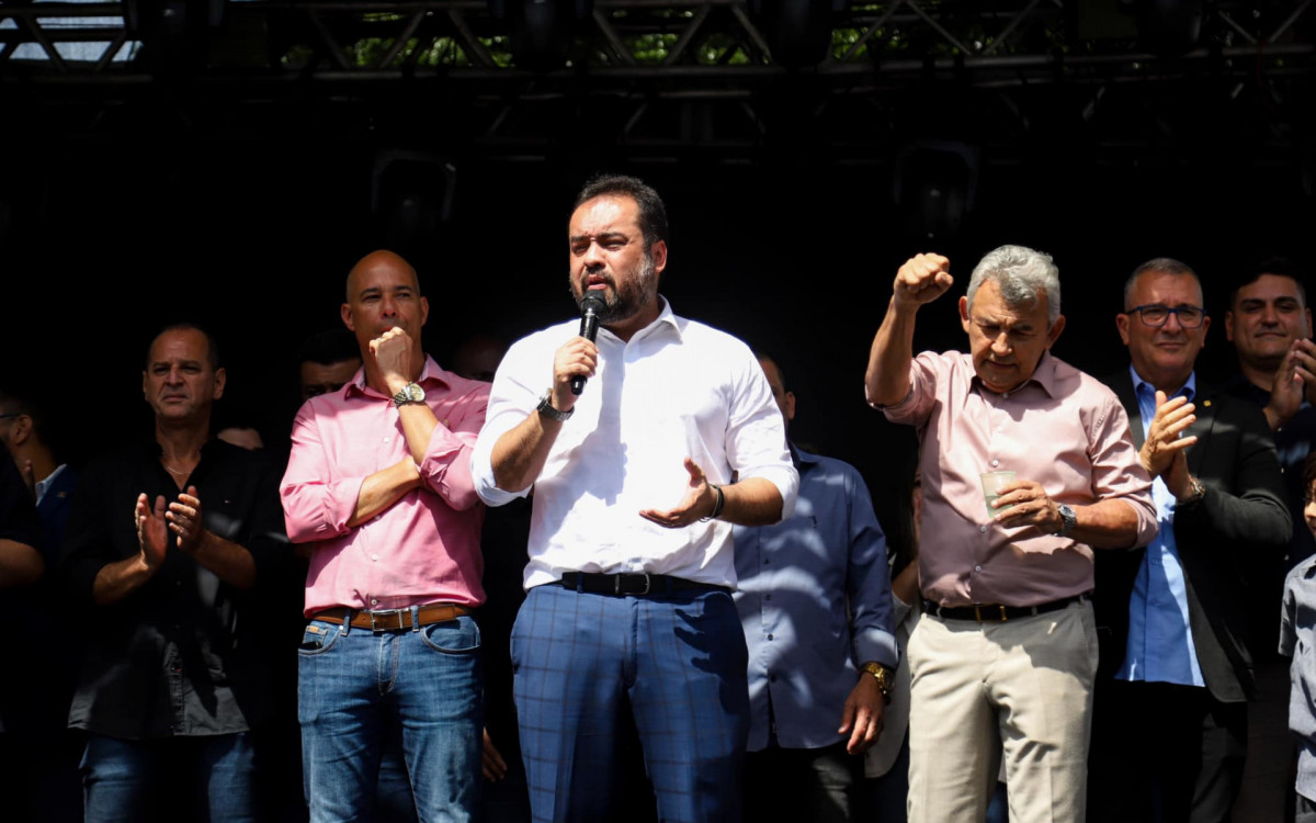 Deputado estadual Valdecy da Saúde, governador Cláudio Castro e prefeito Dr. João 