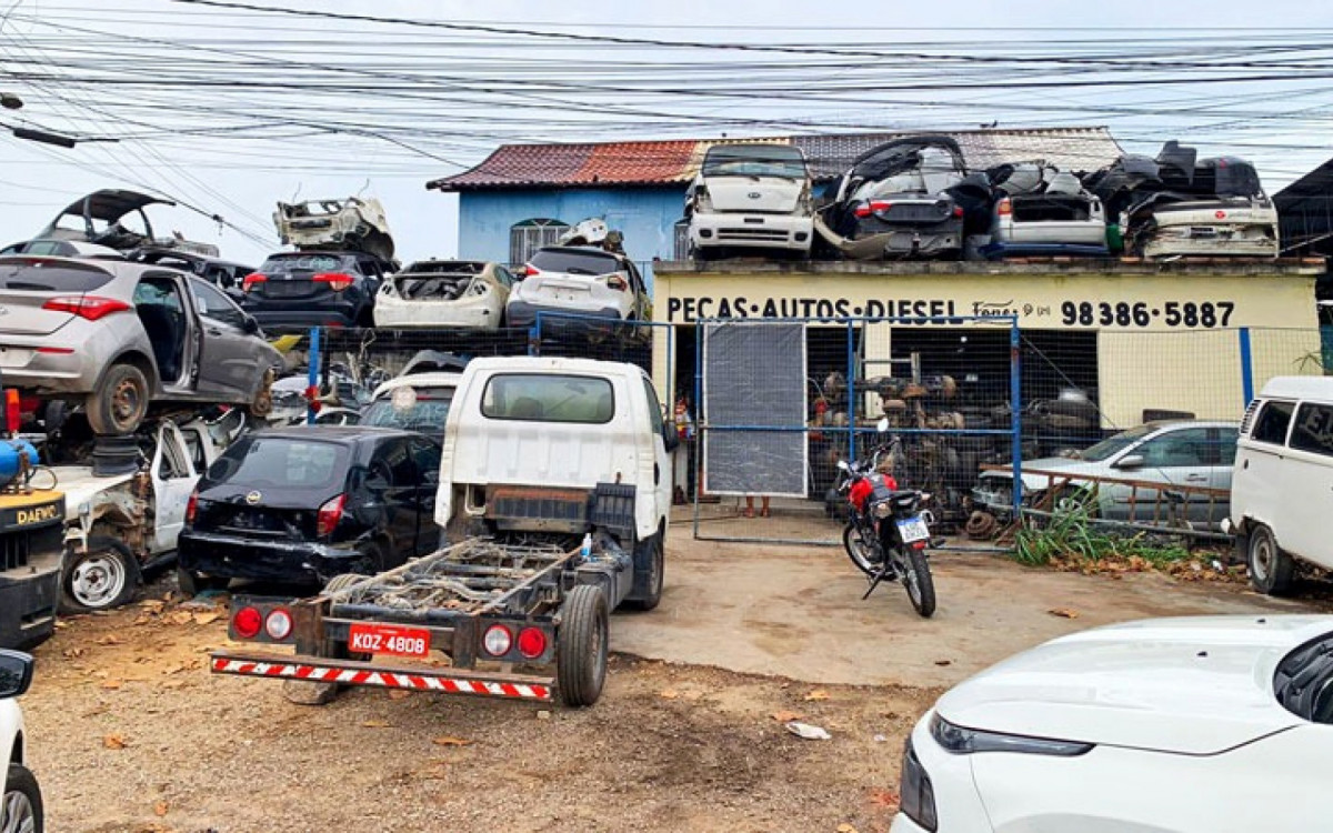 Peças de carros roubados na última semana foram encontrados em ferros-velhos de Itaboraí