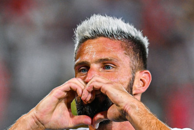 Milan estreia no Campeonato Italiano com vitória sobre o Bologna