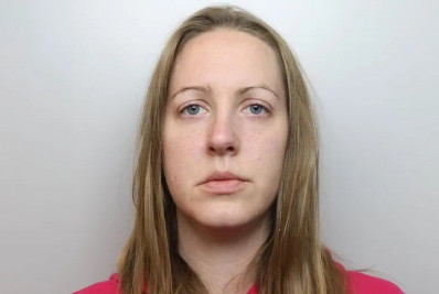 Enfermeira britânica é condenada à prisão perpétua por assassinatos de bebês