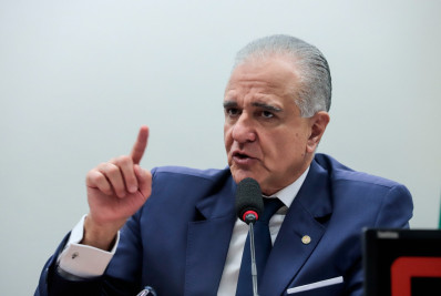 Júlio Lopes: Tirar o término das obras de Angra III do PAC seria um atentado ao país