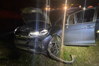 PRF recupera veículo roubado após perseguição na Dutra