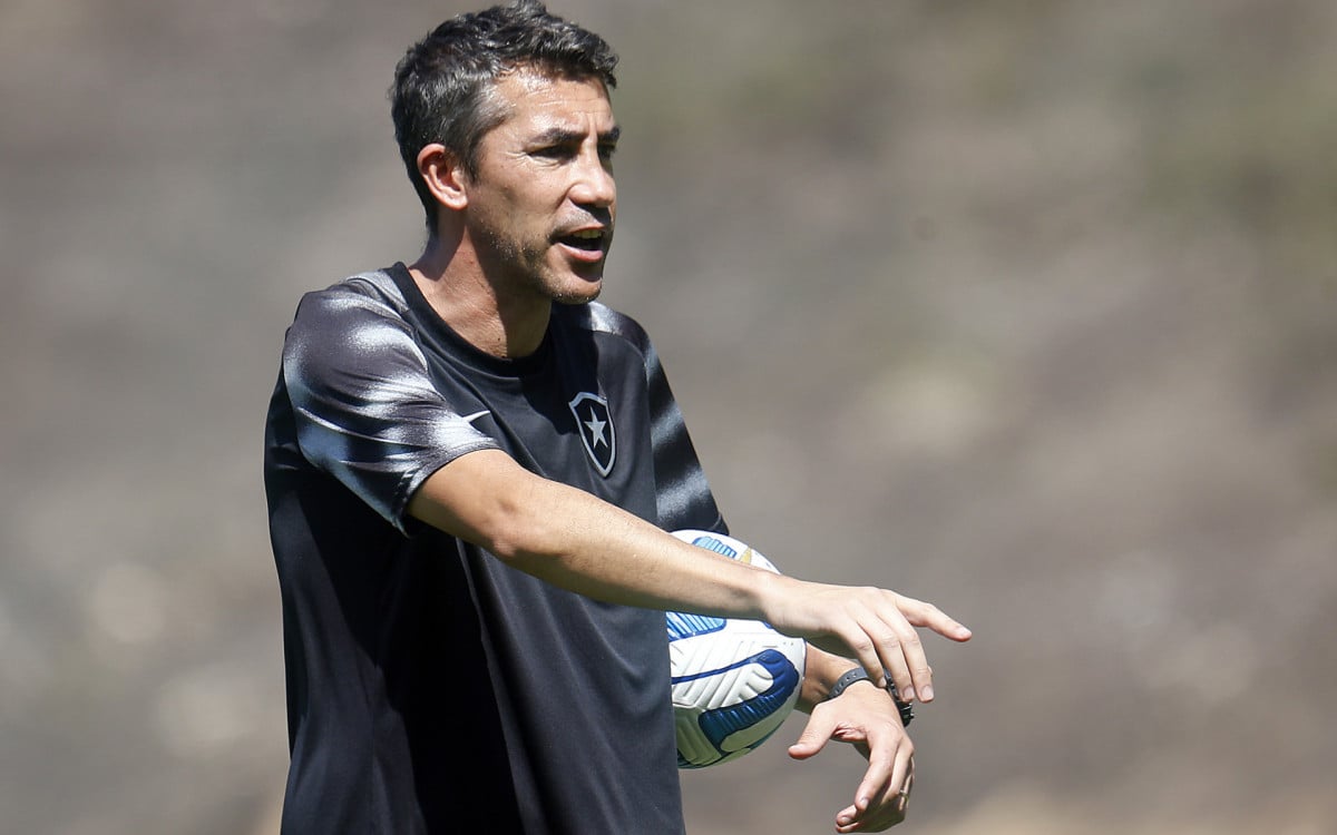 Bruno Lage &eacute; o t&eacute;cnico do Botafogo