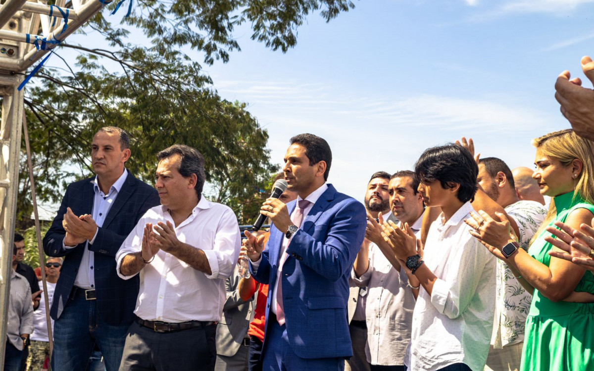 O prefeito Abraãozinho destacou a importância do Complexo Esportivo para as crianças do município
