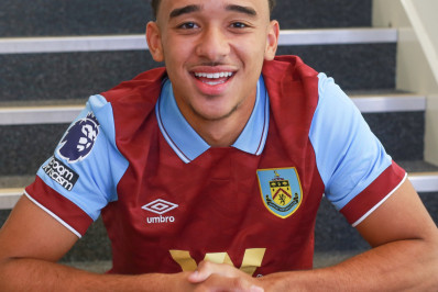 Vídeo: com cena do filme 'Barbie', clube inglês anuncia contratação