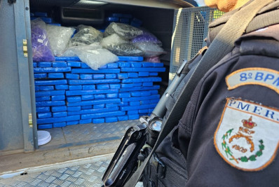 PM apreende meia tonelada de maconha em Campos dos Goytacazes