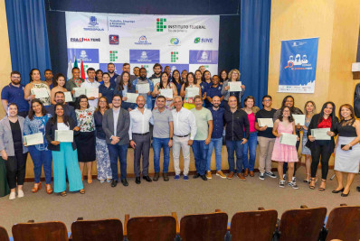 Prefeitura e IFRJ diplomam 38 alunos de cursos gratuitos