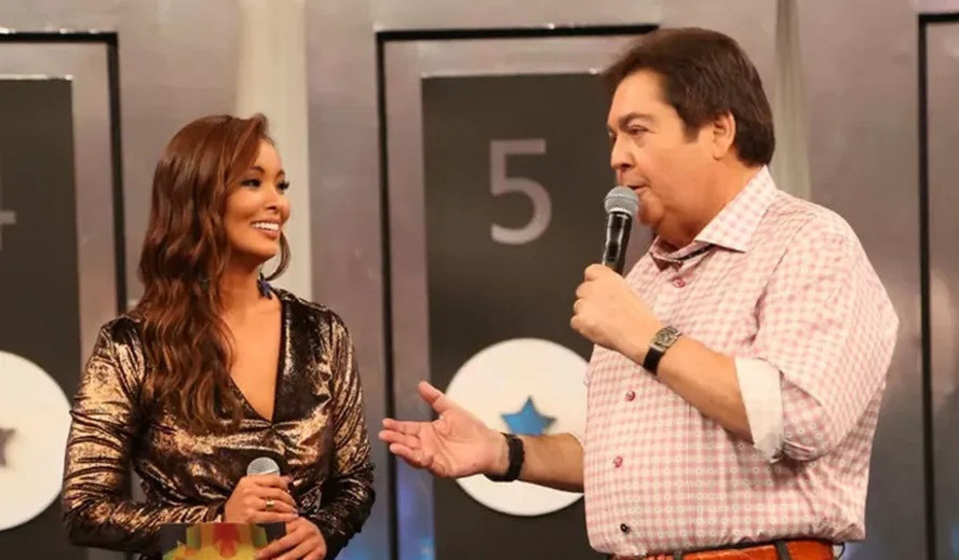 Carol Nakamura e Faustão - Reprodução / Instagram