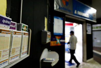 Ninguém acerta as seis dezenas e prêmio da Mega-Sena vai a R$ 5,5 milhões