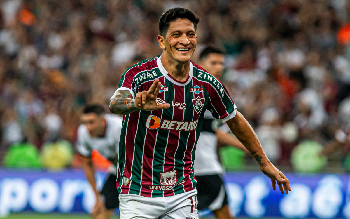 Cano fez um dos gols do Fluminense na vit&oacute;ria sobre o Olimpia no Maracan&atilde;
