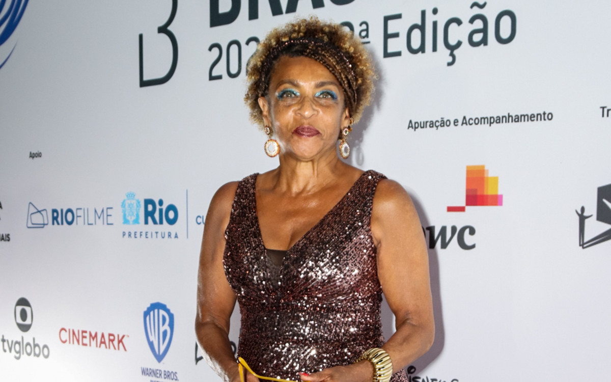 Elisa Lucinda