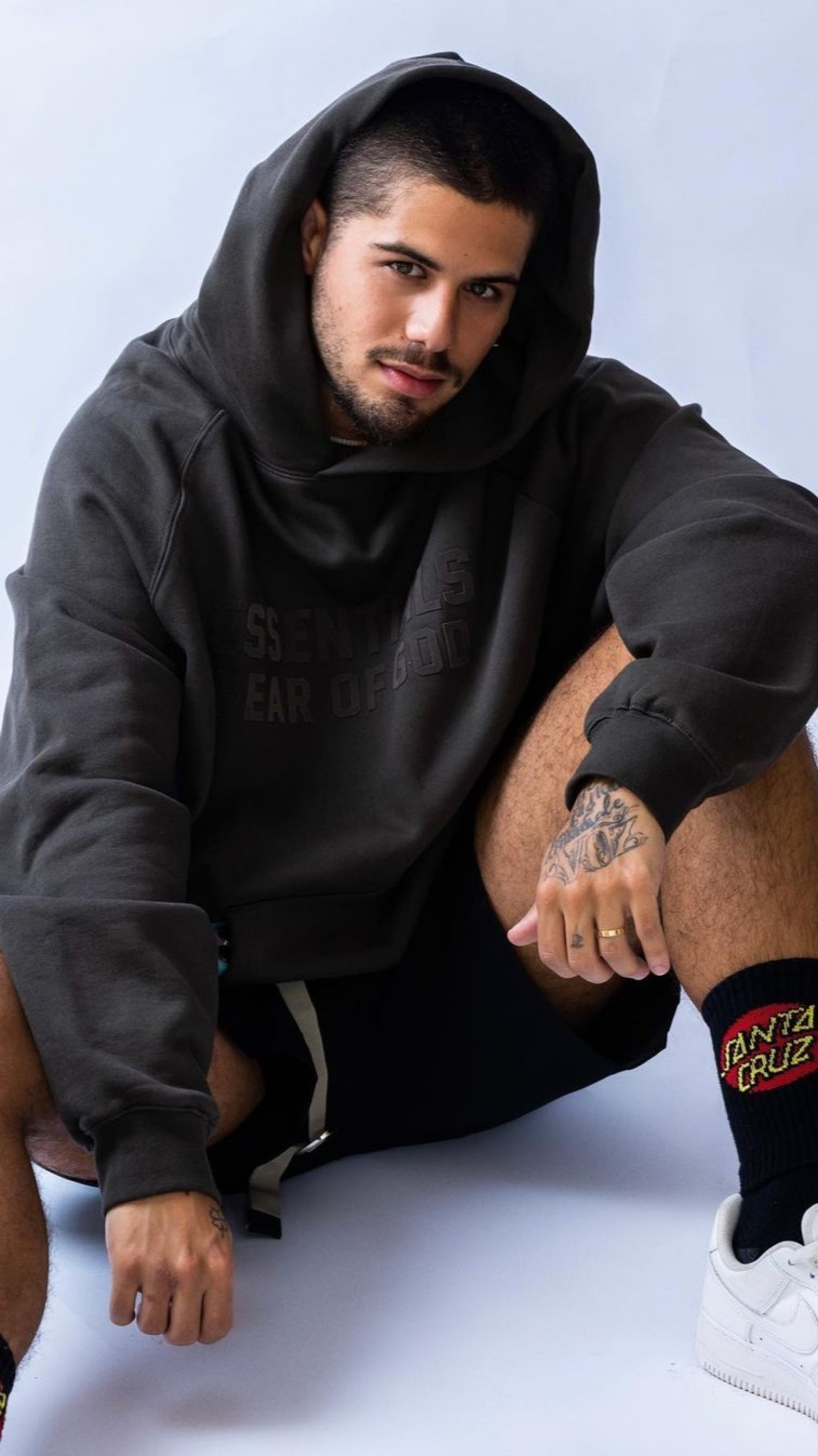 Zé Felipe comenta relação com o irmão, João Guilherme