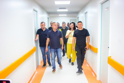 Prefeito visita obras de nova escola, UPA e Calçadão do Lote XV em Belford Roxo