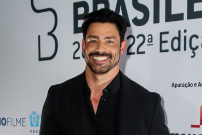 Cauã Reymond e mais famosos prestigiam o 22º Grande Prêmio do Cinema Brasileiro