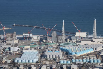 Japão inicia despejo de água da usina nuclear de Fukushima no mar