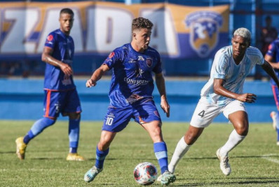 Tricolor da Baixada supera o Macaé na classificação emocionante