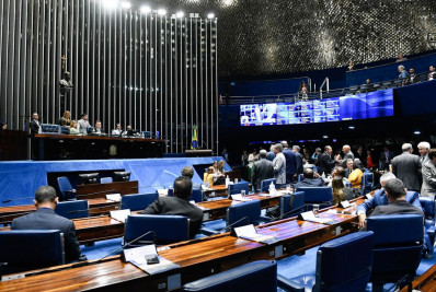 Novo Código Eleitoral estabelece mandato de dez anos para senadores; veja