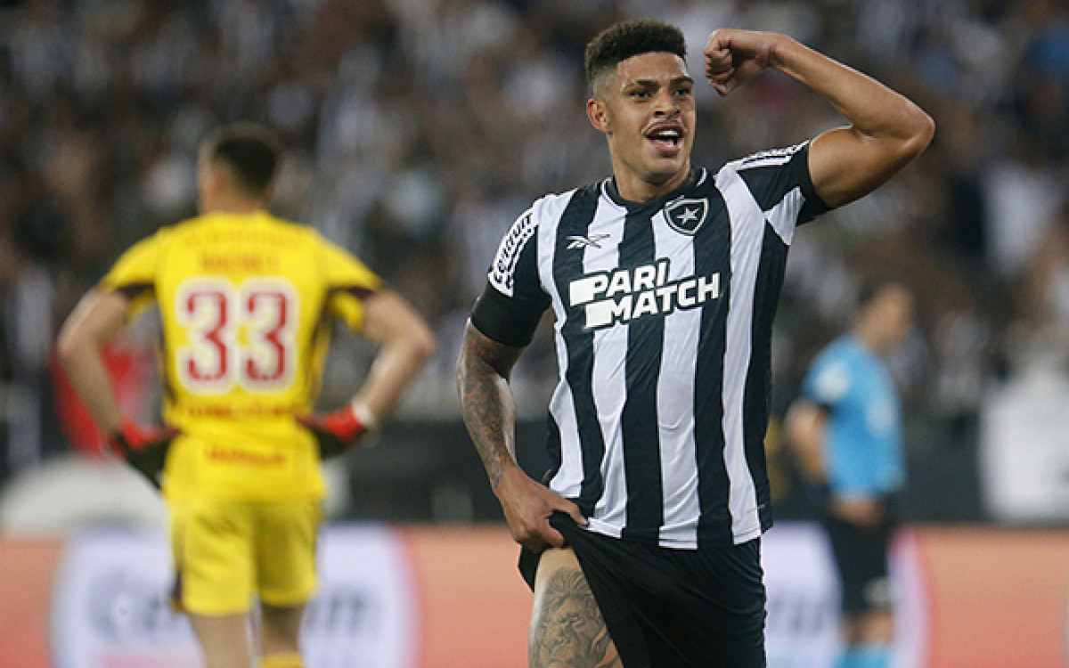 Luis Henrique. Botafogo x Internacional pelo Campeonato Brasileiro no Estadio Niltos Santos. 12 de Agosto de 2023, Rio de Janeiro, RJ, Brasil. Foto: Vitor Silva/Botafogo. 
Imagem protegida pela Lei do Direito Autoral Nº 9.610, DE 19 DE FEVEREIRO DE 1998. Sendo proibido qualquer uso comercial, remunerado e manipulacao/alteracao da obra.
