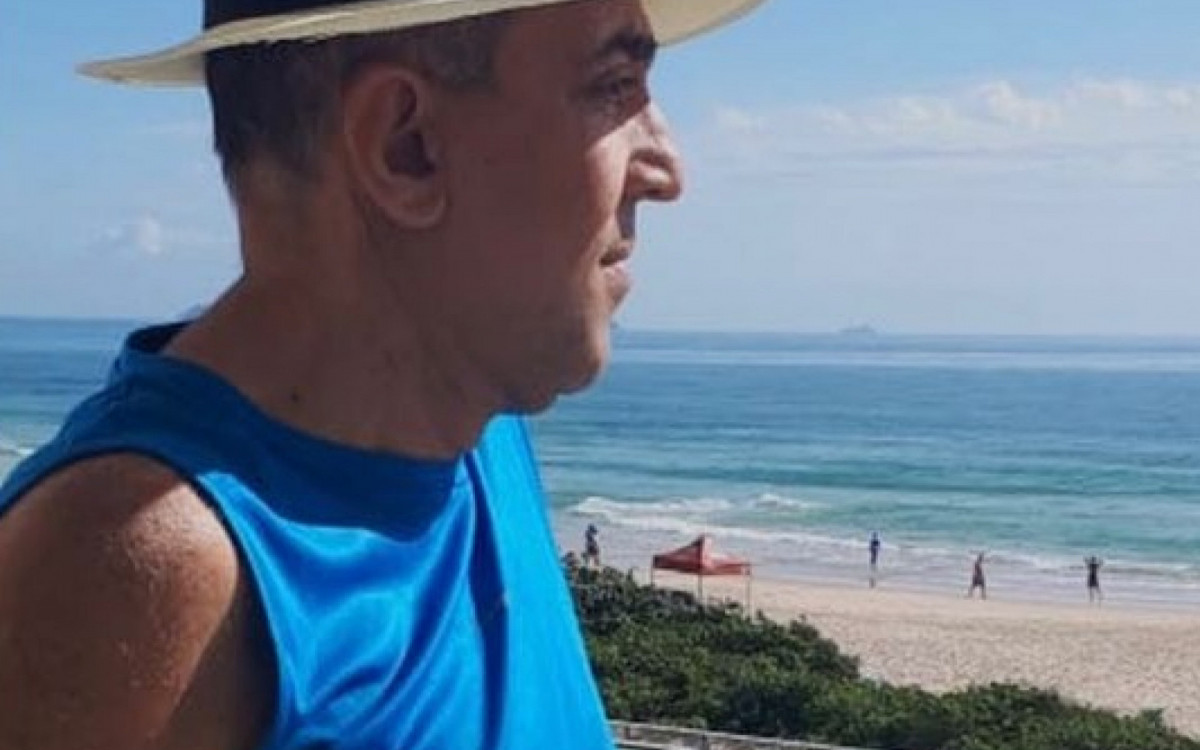 Jurandy tem carro híbrido há dois anos: \'A vantagem é a economia\'