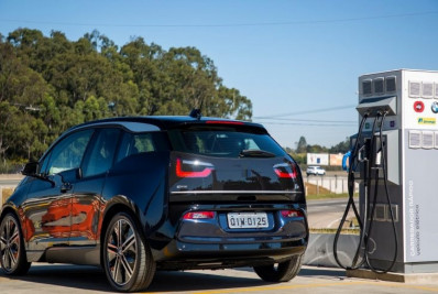 Carro elétrico cresce em participação no mercado e acelera rumo ao futuro