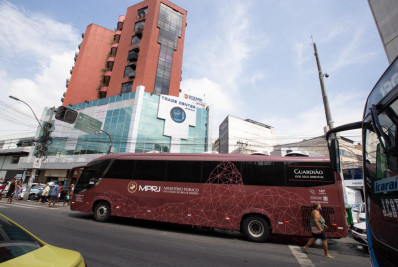 Ouvidoria Itinerante da Mulher estaciona na Cinelândia