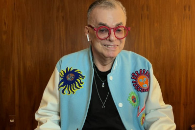 Walcyr Carrasco celebra resultado de cirurgia nos olhos