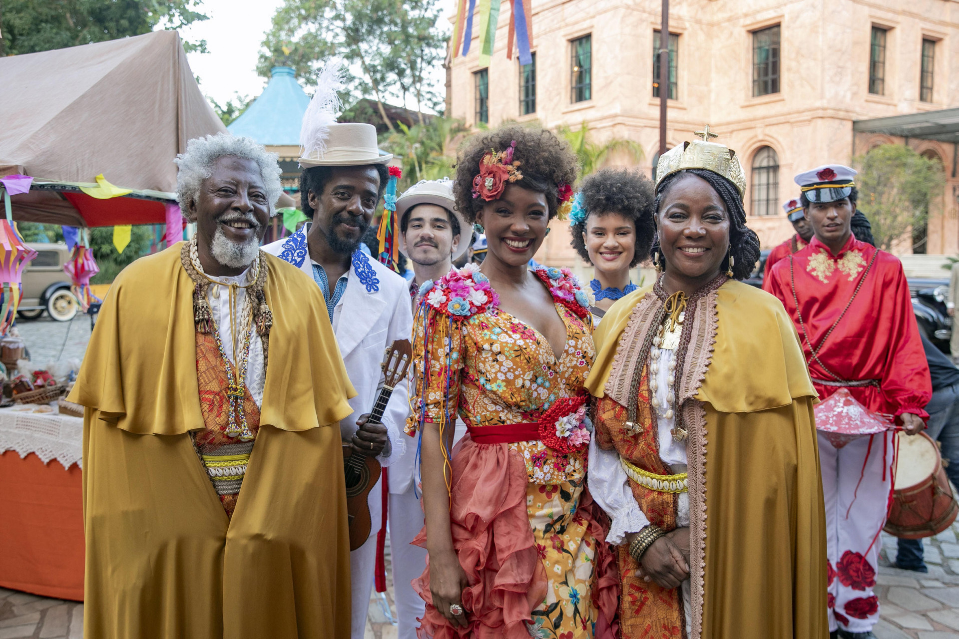 Popó (Mestre Ivamar), Antônio (Alan Rocha), Justino (João Fernandes), Aparecida (Isabel Fillardis), Celeste (Cyda Moreno) e Adélia (Malu Dimas) - Manoella Mello / TV Globo