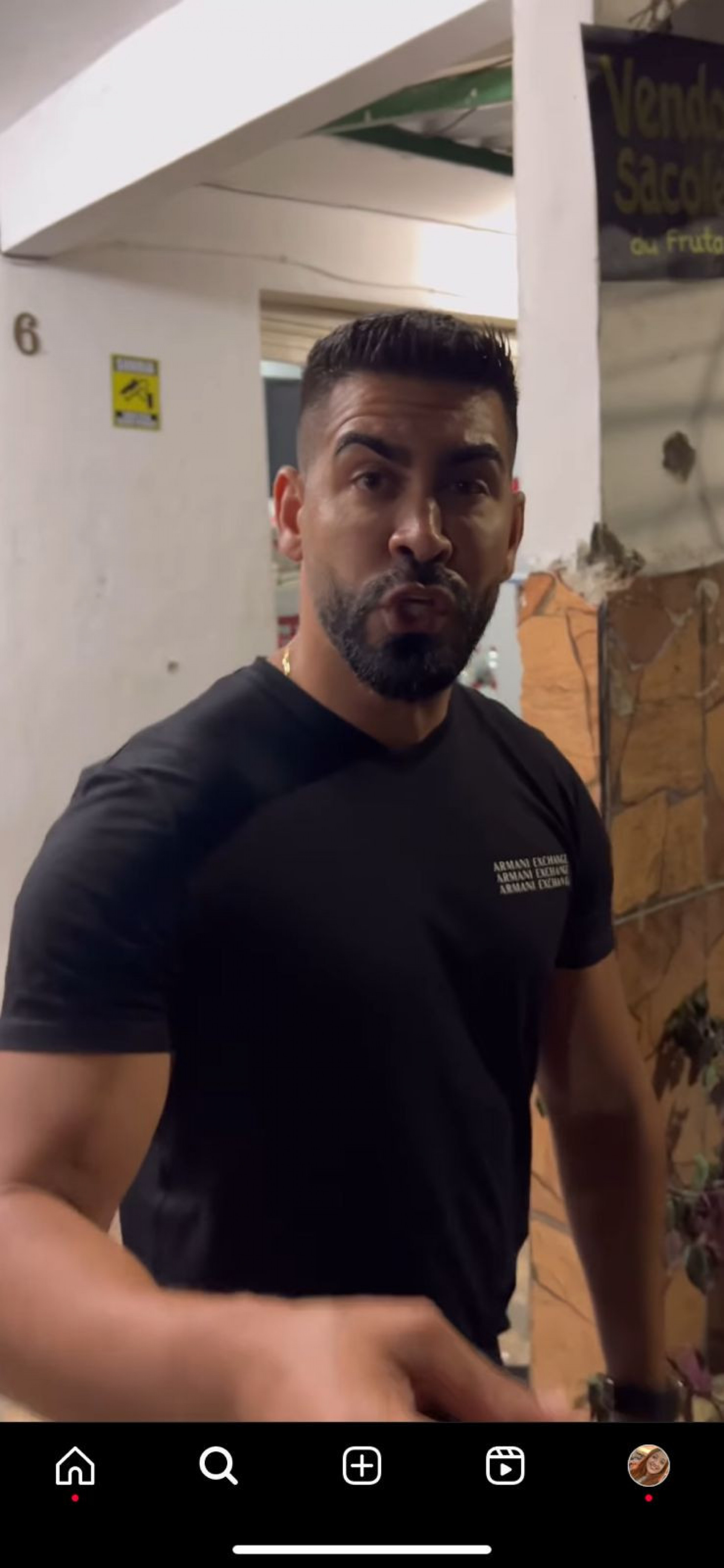 Na foto, imagens do local do atentado contra a família do vereador - Reprodução/Redes Sociais